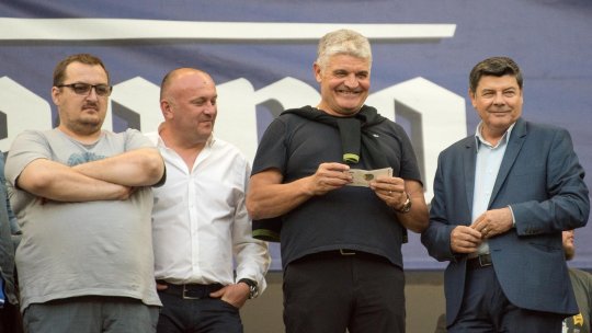 INTERVIU | Ioan Andone, despre ”renașterea” Corvinului: ”Sper în viitor să vedem echipa în Liga 1”. Ce spune de promovare ”minune” a lui Dinamo și transferurile Rapidului