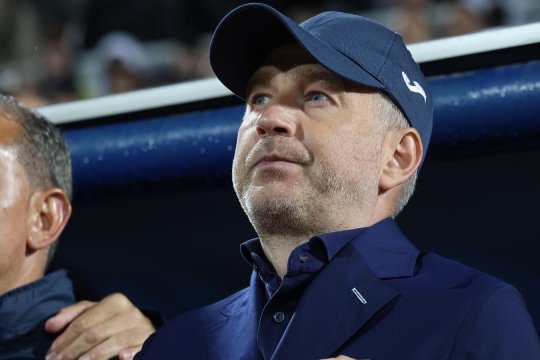 ”Parcă e blestem”. Edi Iordănescu, mulțumit în urma remizei cu Kosovo, în ciuda prestației șterse a României: ”Un punct câștigat, îmi felicit echipa”