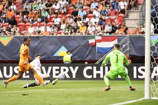 Italia o învinge pe Olanda și își asigură poziția a 3-a în Uefa Nations League, după un meci cu cinci goluri înscrise și mult suspans pe final