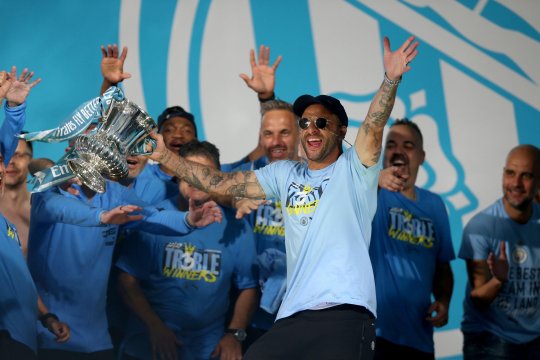 Kyle Walker, din ce în ce mai aproape de Bayern Munchen! Fundașul englez a fost doar rezervă în finala din Champions League, iar zvonurile îl leagă de un transfer în Bundesliga