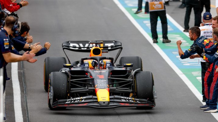 Max Verstappen, felicitat de colegii după Marele Premiu al Canadei