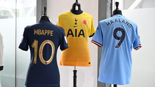 Topul celor mai valoroase echipe din lume! Trei formații din Premier League, în TOP 5