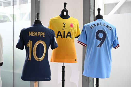 Topul celor mai valoroase echipe din lume! Trei formații din Premier League, în TOP 5