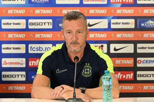 Mihai Stoica critică vestimentația nepotrivită a staff-ului tehnic al naționalei U21: ”Asta e echipa națională?"