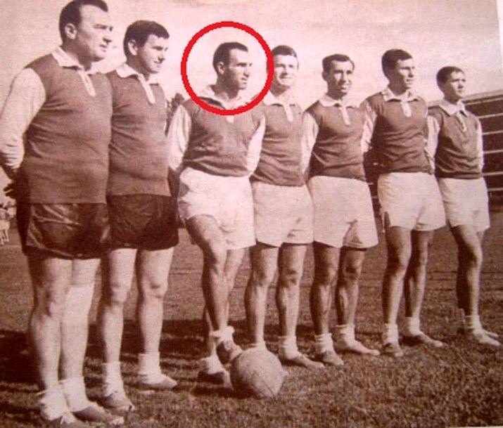 Dumitru "Tache" Macri a fost primul fotbalist român nominalizat la Balonul de Aur