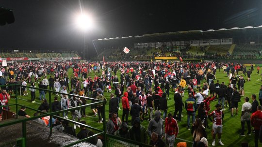 ”Câinii” au ieșit la ”vânătoare”. Deși nu pot legimita nici un jucător, oficialii lui Dinamo încearcă semnarea unui jucător ce a trecut pe la Manchester United