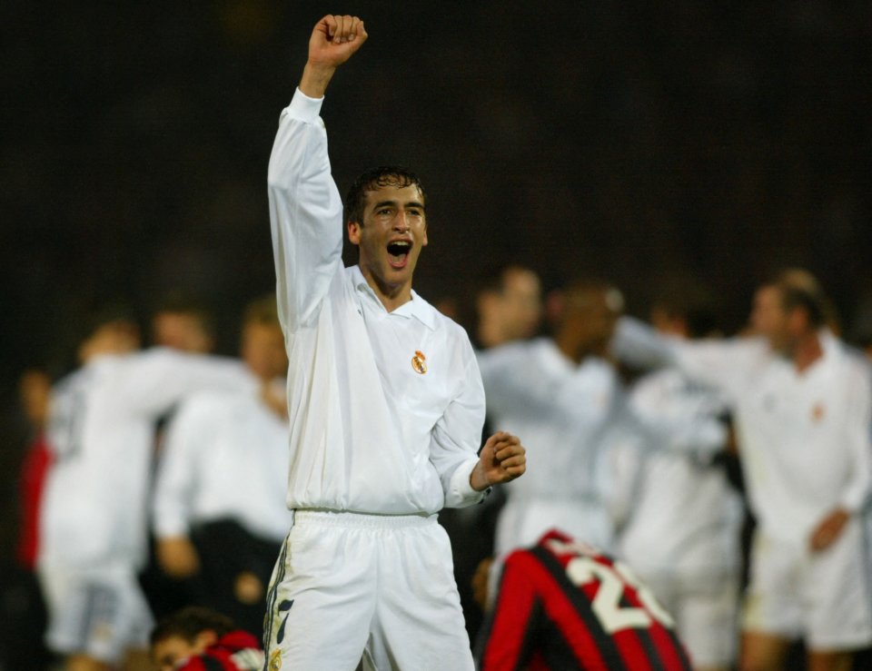 Raul Gonzalez se bucură după victoria din finala Ligii Campionilor, ediția 2001/2002, contra celor de la Bayern Leverkusen