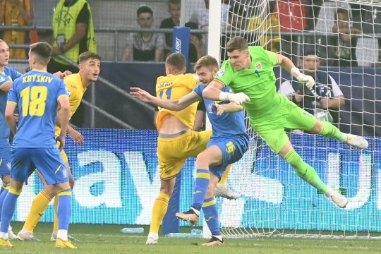 Prima ofertă pentru Târnovanu, după prestația de la Euro 2023: ”L-am sunat pe Gigi!” Cât a cerut Becali pentru portarul FCSB