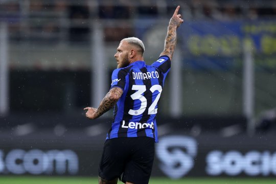 “Whisky” Dimarco, în fața intrării din peluză în legendă. Puștiul care fura portocale din aprozar joacă în finala Ligii Campionilor