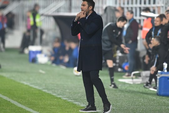 Așa l-au convins: salariul pe care Adrian Mutu îl va avea la Neftchi Baku