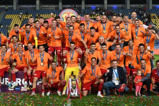 INTERVIU | Oferta Rapidului pentru un fotbalist de la Sepsi nu este ”nici pe aproape” de pretențiile clubului! Hadnagy, despre situația din Giulești: ”Bergodi nu m-a surprins, dar Mutu da”