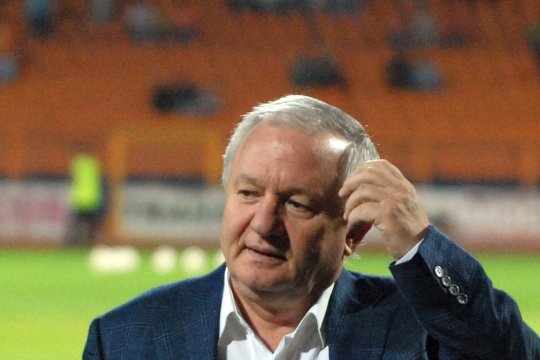 Adrian Porumboiu, replici acide pentru liderii galeriei Rapidului: ”Nu vii tu acum să impui antrenorul, cine dă banul conduce!”