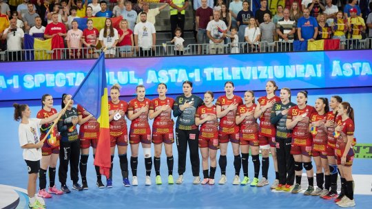 România se va lupta pentru bronz la Campionatul European. Naționala feminină de handbal U19 a fost învinsă de Ungaria, campioana en-titre, în semifinale