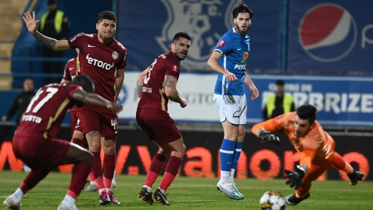 Vrea sau nu titlul? Nelu Varga a confirmat că CFR tocmai și-a vândut ambii fundași centrali titulari: ”Au fost semnate actele”. Cât ar costa cele două transferuri