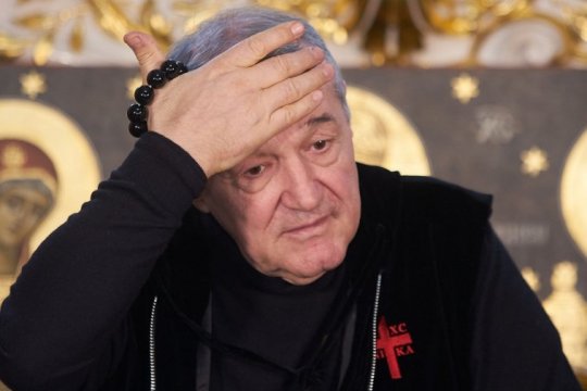 Vlad Chiricheș l-a enervat pe Gigi Becali. Ce clauză a cerut în contract