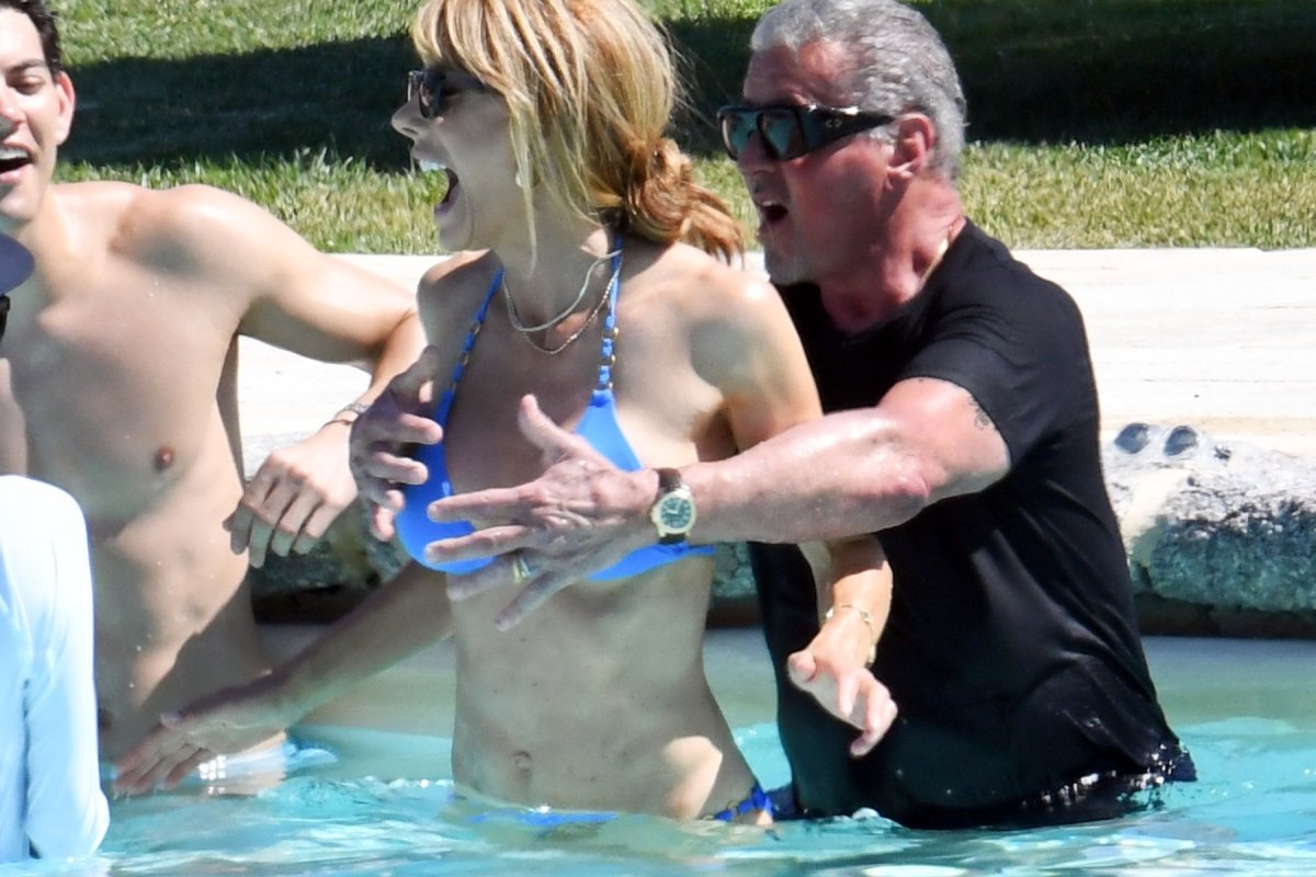 Sylvester Stallone, în vacanță alături de soția sa