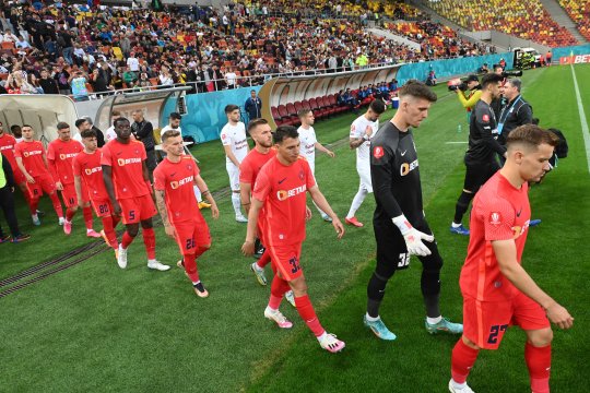 Doi jucători de bază de la FCSB ar putea rata derby-ul cu Dinamo