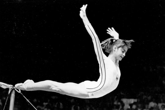 EXCLUSIV | Nadia: “Am crezut că este o greșeală”. Nadia Comăneci dezvăluie pentru iAMsport.ro ce a simțit când a luat prima notă de 10 din istoria gimnasticii feminine la Jocurile Olimpice