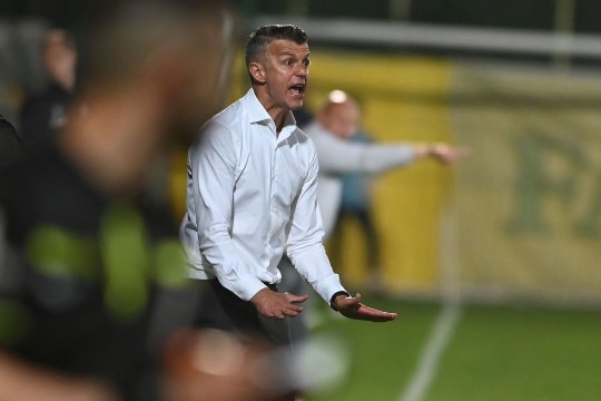 Meciuri de pregătire: Farul, de două ori în aceeași zi, și FC U Craiova pierd la scor; Oțelul remizează din nou; Dinamo, înfrângere la limită