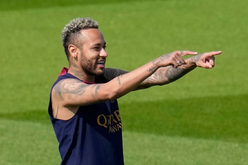 Neymar Jr, în timpul unui antrenament la PSG