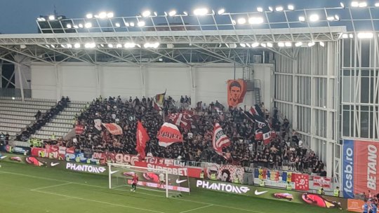 Surpriză neplăcuta pentru suporterii „câinilor” veniți să vadă FCSB – Dinamo. Jandarmeria, control ”la sânge” pentru accesul pe Arcul de Triumf