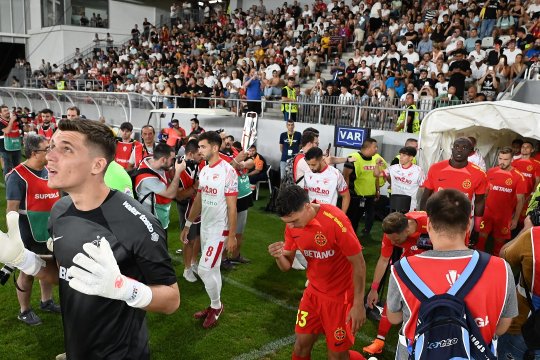 Helmut Duckadam i-a transmis lui Becali să îl scoată din primul 11 pe unul dintre cei mai bine cotați jucători ai FCSB: ”Catastrofal!”