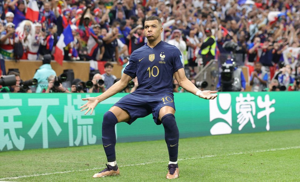 Kylian Mbappe, celebrând un gol în finala Campionatului Mondial din 2022, contra Argentinei