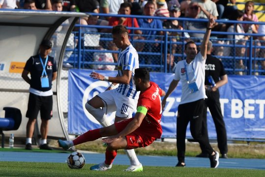 Leo Grozavu și Marius Măldărășanu, discursuri diferite după Poli Iași - Hermannstadt 1-3: "Asta e situația" / "Ne gândim la play-off"