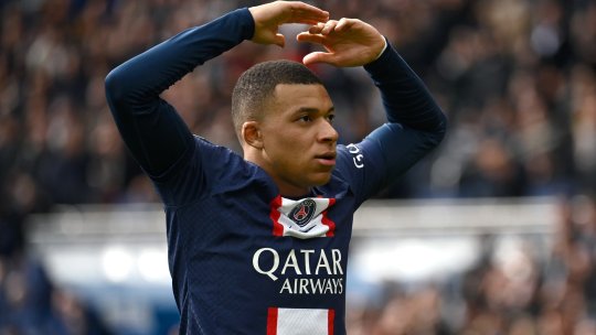 Ofertă fabuloasă pentru Kylian Mbappe: 300 de milioane de euro. PSG, gata "să scape" de atacantul francez