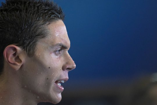 EXCLUSIV | “Nu cred că David va fi afectat psihic”. Carmen Bunaciu, medaliată la CM de înot, speră ca Popovici să-și revină la timp pentru cursa de 100m liber