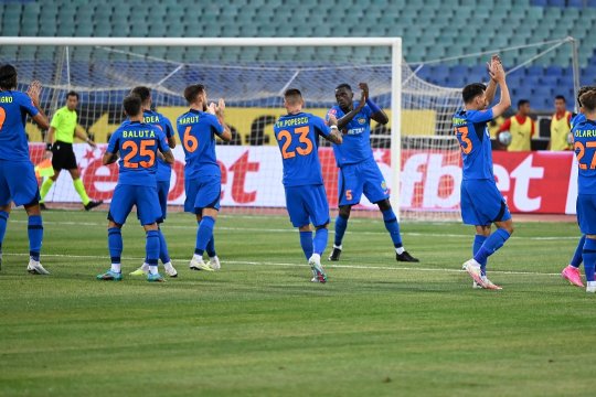 EXCLUSIV | Aurel Țicleanu îi avertizează pe cei care o văd deja pe FCSB campioană: ”David Popovici a pornit și el tare”. De ce nu comentează venirea lui Reghe la Craiova