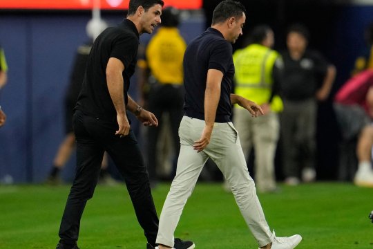 Schimb de replici între Mikel Arteta și Xavi după meciul amical dintre Arsenal și Barcelona. Ce s-a întâmplat: ”Nu a fost normal”
