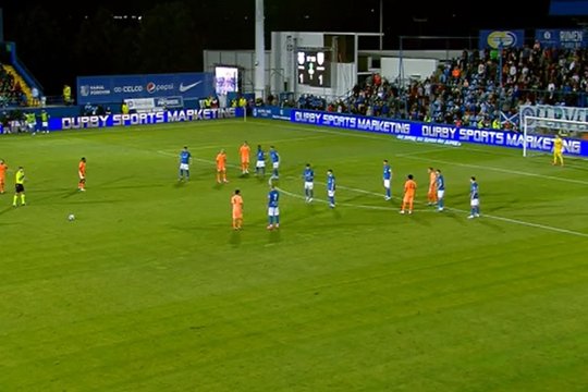 FOTO | Farul a încasat un gol din lovitură liberă, de la mare distanță, împotriva lui Urartu, după ce Aioani nu le-a cerut colegilor să stea în zid