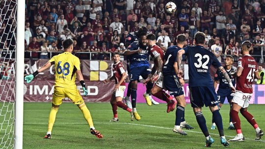 A ratat o ocazie uriașă în Rapid - FC Botoșani și este acuzat că nu-i stă gândul la fotbal: "Vrea să plece!"