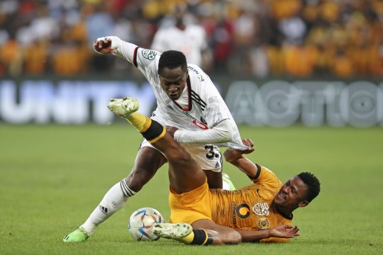 Siyabonga Ngezana, primul interviu în țara sa natală după transferul la FCSB. Ce a spus fundașul despre fotbalul din România