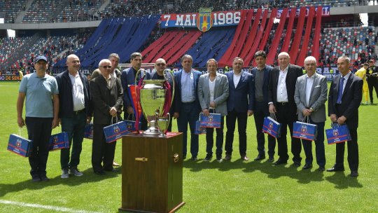 EXCLUSIV | Legendele Stelei au rămas perplexe când au auzit că FCSB - CFR se joacă în Ghencea. Cum au reacționat Tudorel Stoica și Adrian Bumbescu