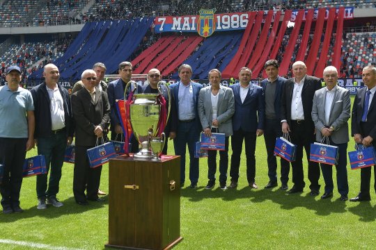 EXCLUSIV | Legendele Stelei au rămas perplexe când au auzit că FCSB - CFR se joacă în Ghencea. Cum au reacționat Tudorel Stoica și Adrian Bumbescu