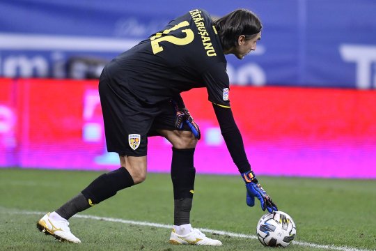 Schimbare de direcție pentru Ciprian Tătărușanu: Cagliari își retrage oferta