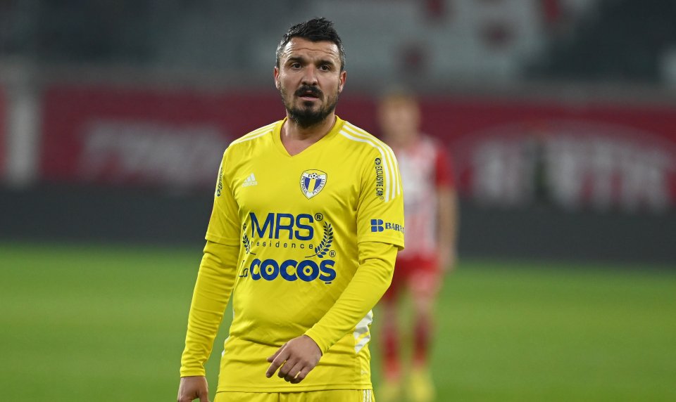 Constantin Budescu, în tricoul celor de la Petrolul