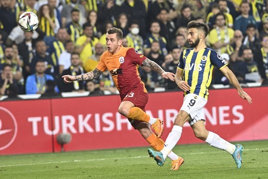 OFICIAL | Alex Cicâldău a părăsit-o pe Galatasaray! Cu ce echipă a semnat mijlocașul
