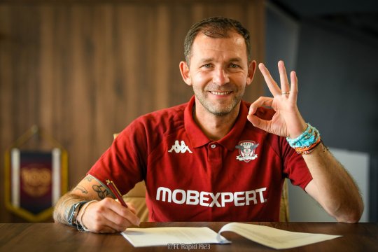 Bogdan Lobonț, prezentat oficial la Rapid! ”Pisica este noul antrenor de portari”
