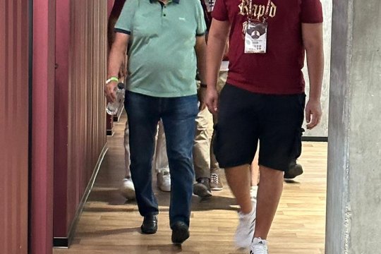 Mircea Lucescu a revenit pe Giulești ca spectator la Rapid - Petrolul | FOTO