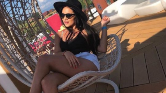 FOTO | Soția lui Alex Maxim a făcut senzație cu mașina într-o benzinărie. Cum a fost surprinsă