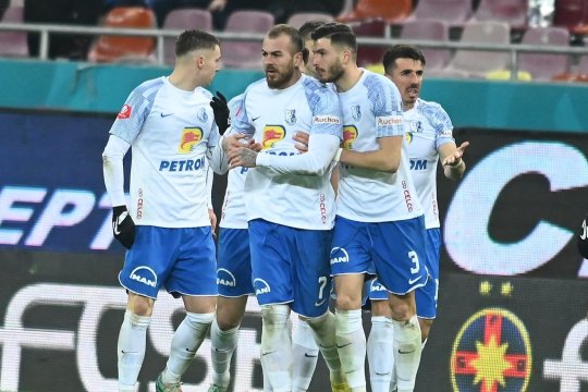 EXCLUSIV | Hagi vrea un internațional român în locul lui Denis Alibec! Victor Becali dezvăluie detalii din negocieri: ”Îl dorește mult”