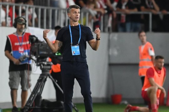 Ovidiu Burcă, imagine emoționantă după prima victorie cu Dinamo în Superliga! Cum a fost surprins în drum spre vestiare | FOTO EXCLUSIV