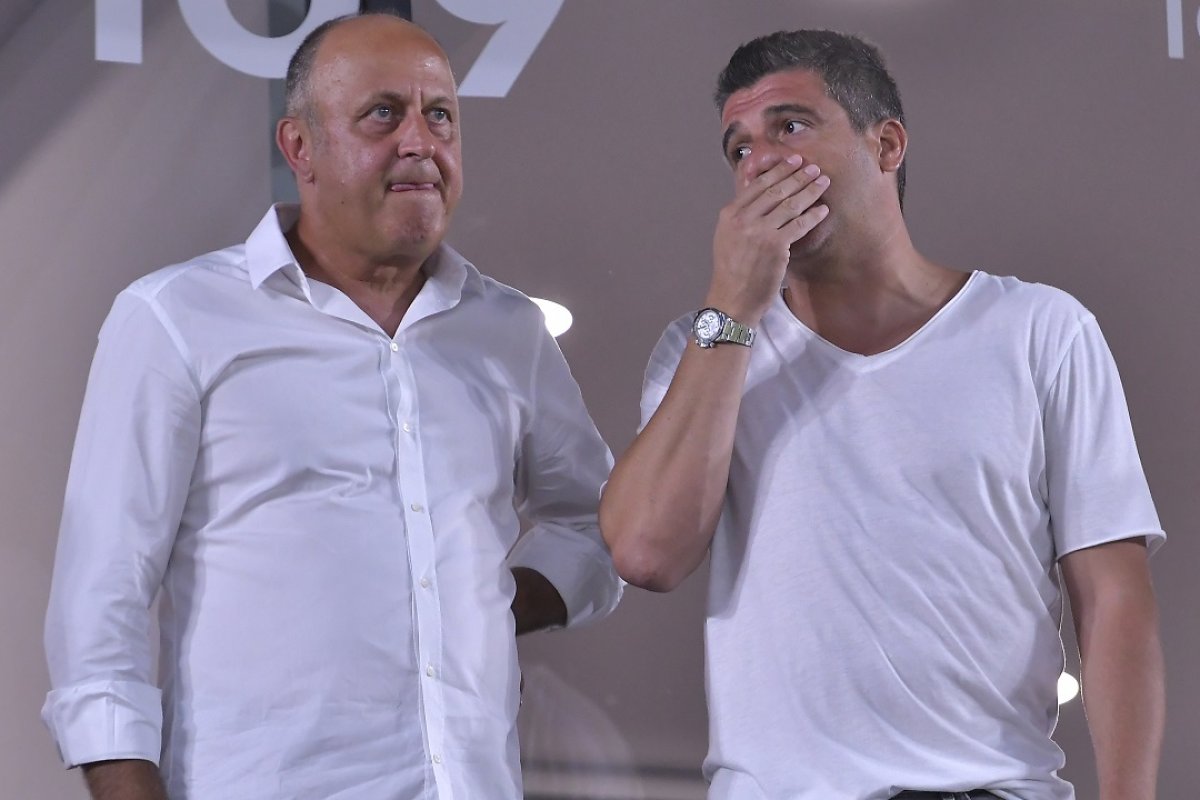 Un titlu, două Cupe ale României și două Supercupe a câștigat Niculae alături de Rapid, ca jucător