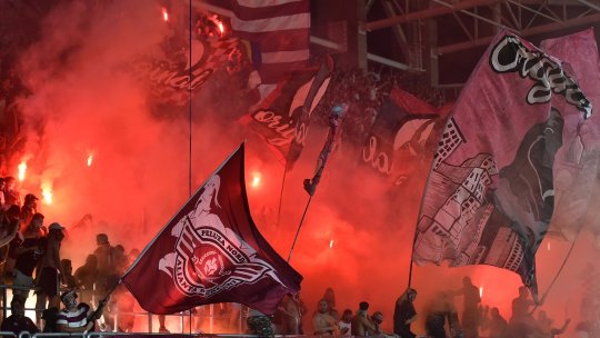 Cum simt jucătorii Rapidului presiunea suporterilor: ”Ne-au ajutat foarte mult. Ne-au responsabilizat”