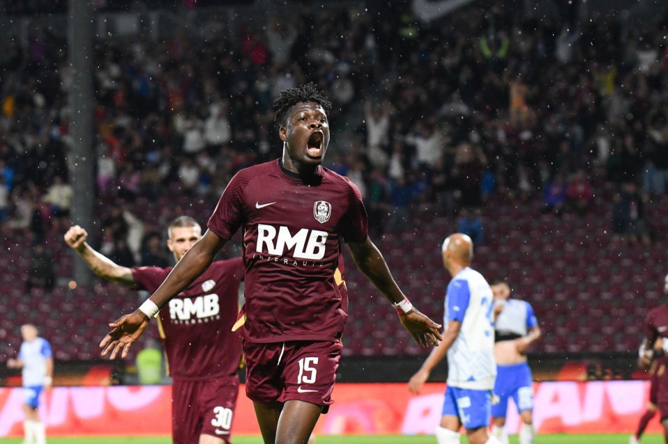 Emmanuel Yeboah, în tricoul celor de la CFR Cluj