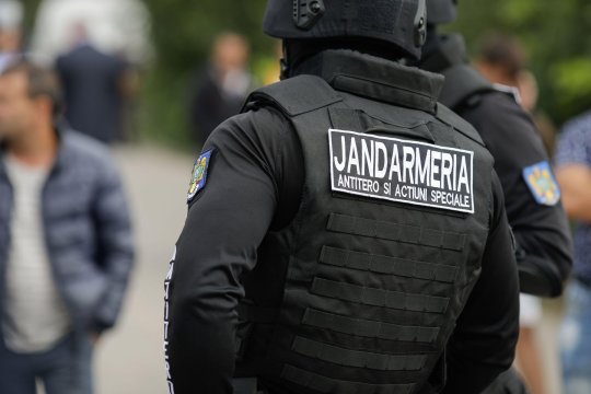 Răspuns oficial din partea Jandarmeriei după amenințările ultrașilor CSA la adresa fanilor FCSB: ”A fost stabilită identitatea celor în cauză”