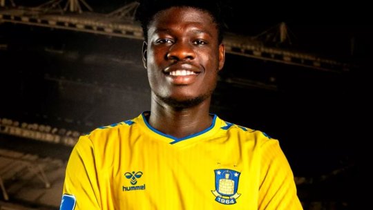 Emmanuel Yeboah, prezentat oficial la Brondby. Cât ar fi încasat, de fapt, CFR Cluj pentru transferul său